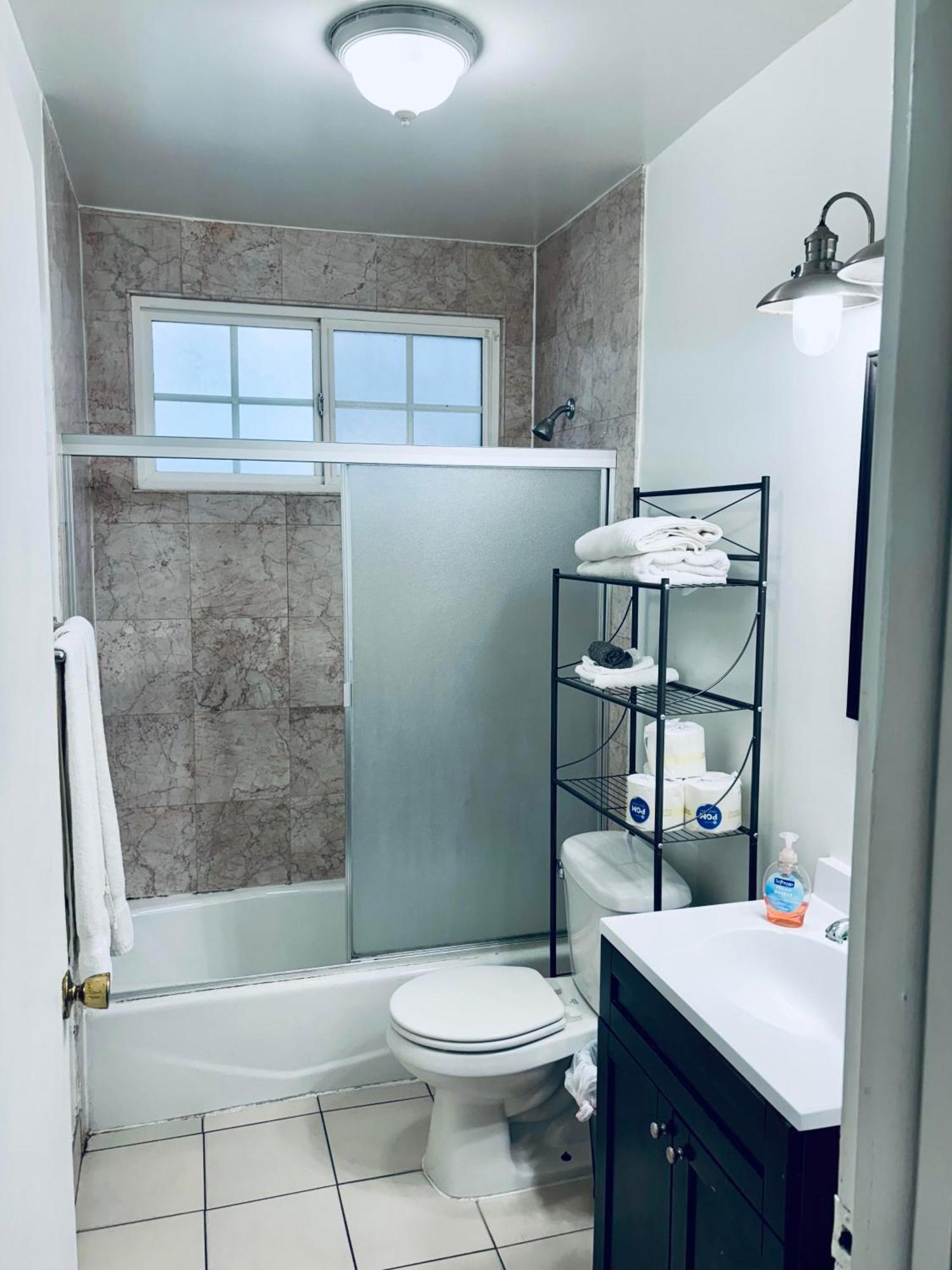 Modern, 1 Bed Condo, Downtown Century City Los Ángeles Exterior foto
